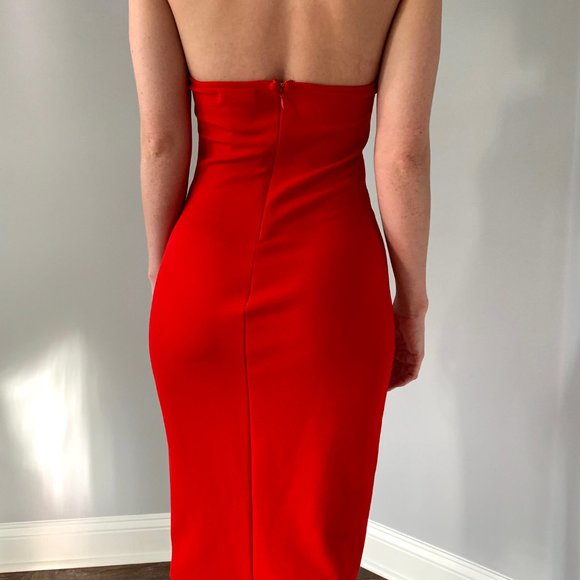 Red Dress - Picture 4 of 5